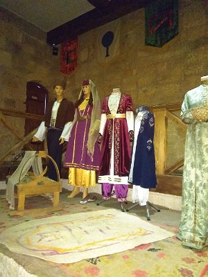 Krymsko-tatarský oděv